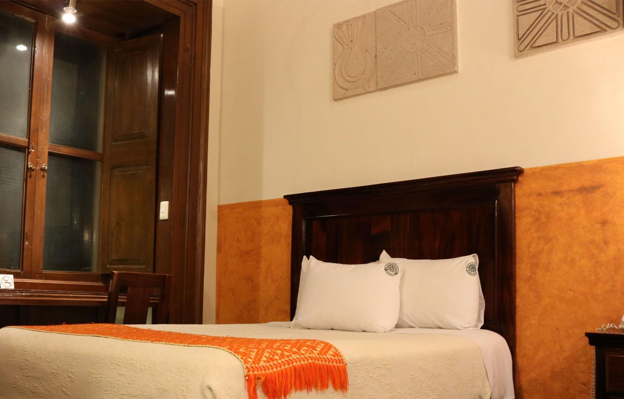 Hotel Historia Morelia Bagian luar foto