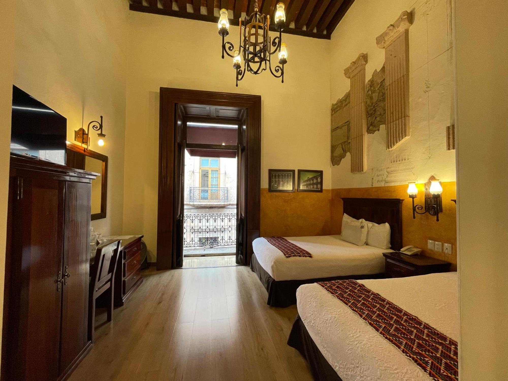 Hotel Historia Morelia Bagian luar foto