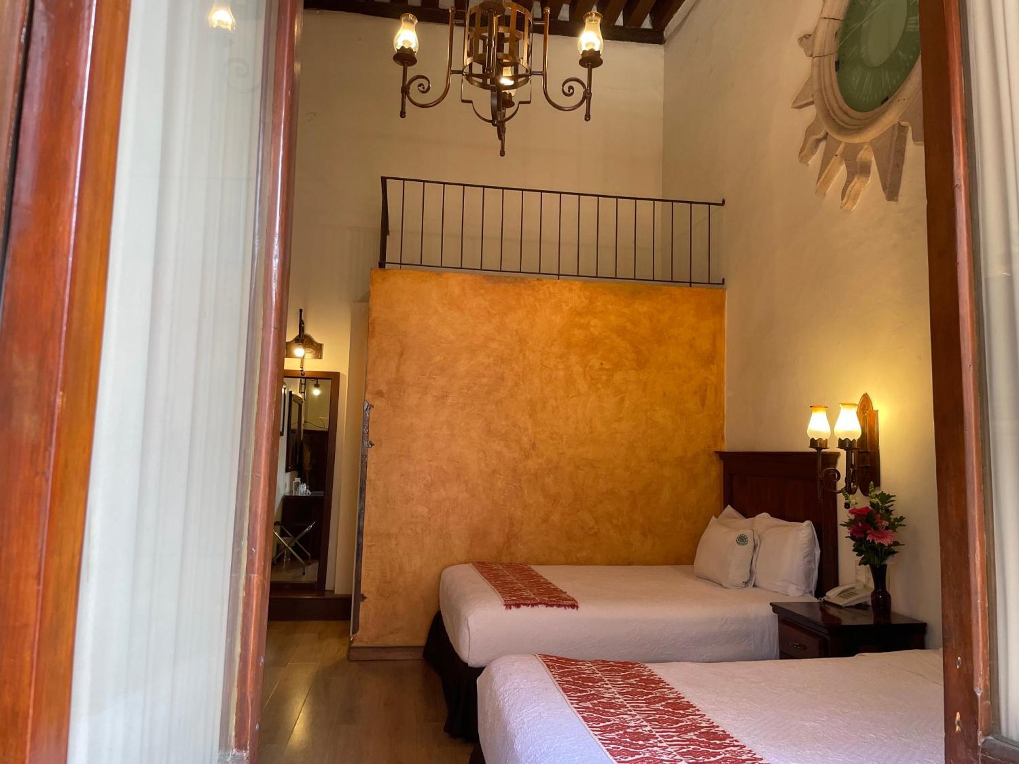 Hotel Historia Morelia Bagian luar foto