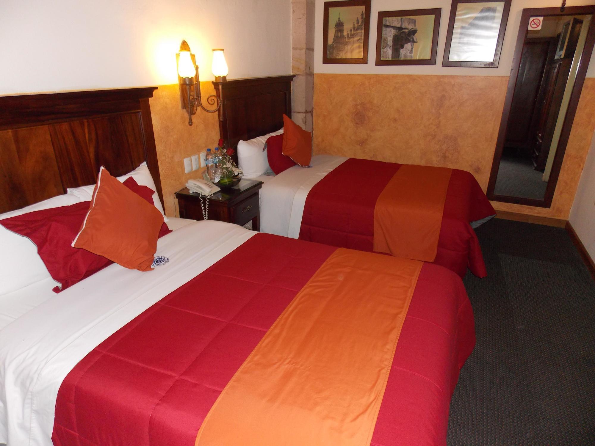 Hotel Historia Morelia Bagian luar foto